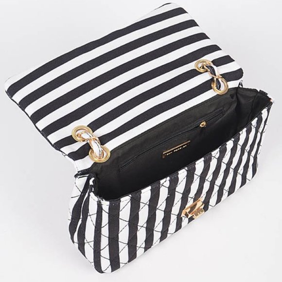 Beige and White Quilted Stripe Shoulder Bag Clutch - Picture 4 of 4